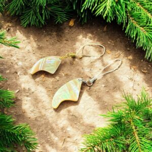 沖縄天然夜光貝のお守り作り体験