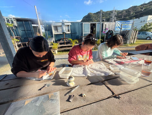 夜光貝お守り作り