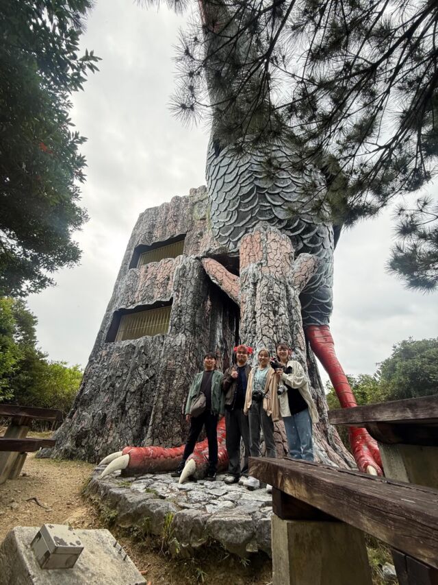 2026年3月12日(木)☀️名護にご宿泊🏨の仲良し4人組が卒業旅行で遊びに来てくれました‼️‼️国頭に来るのは初めてのこと　観光しながらヤンバルクイナを探しへ🪶残念ながら野生のヤンバルクイナには出会えませんでしたが、国頭の自然や観光を楽しんでいただけましたでしょうか🥰また、機会がございましたらいつでもお待ちしております👍ありがとうございました🙌🙌

天然記念物の野性のヤンバルクイナ探し体験‼️
沖縄最北端の国頭村を巡る🌲
https://okuma-navi.net/nature/

#やんばるくいな
#ヤンバルクイナ
#国頭村
#やんばる
#卒業旅行 

🌻オクマナビ

公式HP
https://okuma-navi.net

やんばる国立公園に指定された沖縄本島最北端の国頭村（くにがみそん）奥間（おくま）を中心に、亜熱帯の森やんばるの大自然の魅力を感じていただけるようなマリンアクティビティ・エコツアー、もの作りなど様々なメニューを用意しています。

🌴ショップインフォメーション
遠方から来られるお客様も安心してご参加頂けます。ウェットスーツ等のレンタルも無料ですので、持ち物は水着と着替えがあれば手ぶらでオッケーです👌
・受付施設　・更衣室　・シャワー（シャンプー、リンス、ボディーソープ完備）　・タオル　・トイレ　・無料駐車場

🐠✨詳しくはトップ画面のホームページからご覧ください❣️また、各ツアーページにある【体験のお申し込みはコチラ】よりご予約をお願い致します✨空き状況等を確認後、ご予約確認メールをお送りしております😊ご不明な点がございましたらお気軽にご連絡ください。

*****

🍺オクマナビ居酒屋
炭焼きBBQ🍖 
アグーしゃぶしゃぶ
牛もつ鍋
沖縄料理
釣り料理

公式HP
https://okumanavi-cafe.net

@okumanavi_cafe.bbq 

釣った魚を食べたいお客様や、アグーしゃぶしゃぶや牛もつ鍋、沖縄料理も多数ご用意‼️BBQガーデンやウッドデッキにてお食事が可能です🍻沖縄ならではの島野菜やお肉等、お客様に喜んでいただけるようなメニューをご提供しております😆社員旅行、新年会、忘年会、イベント、2次会、パーティーなどの貸し切り飲み放題プランも承ります‼️

*****

🛒オクマナビ公式オンラインショップ
https://okumanavi-shopping.net/

Tシャツ、バッグ、夜光貝アクセサリーを販売中✨夜光貝アクセサリーブランドAOVOY （アオヴォイ）が誕生💎皆様のご愛顧の程、宜しくお願い致します🎁

@okumanavi_onlineshop 
@okuma_greenturban 

****
