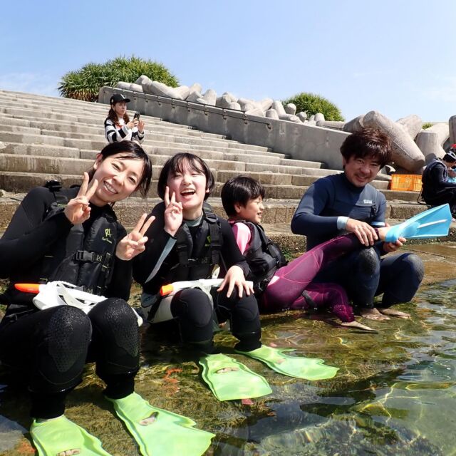 2026年3月27日(金)から3日間、昔からのウェイクボーダーの友人が遊びに来てくれました😍居酒屋🍻のご利用も3日間ありがとうございました‼️初日はシュノーケル🤿天気も良く☀️海の中も綺麗✨に見えたと思います👍👍
最終日は船釣り🐟🐟数は、釣れなかったみたいですが居酒屋で美味しくいただけました👍👍また、いつでもお待ちしております🫶末永く宜しくお願い致します笑💖ありがとうございました🤙🤙

【ファミリー・カップル応援🌈】ビーチシュノーケリング🐠✨🐠✨｜世界自然遺産登録＆やんばる国立公園に指定された沖縄本島北部オクマで熱帯魚と一緒に泳ごう‼️気軽にビーチからのんびりシュノーケリング✨※２名様より催行
https://okuma-navi.net/snorkeling/snorkeling_1

【半日ツアー】地元漁師と一緒に沖縄の県魚グルクン（タカサゴ）釣り又は底物（そこもの）船釣り🎣✨🐟✨🐟✨
https://okuma-navi.net/fishing

#シュノーケリング
#船釣り
#釣り
#国頭村
#やんばる

🌻オクマナビ

公式HP
https://okuma-navi.net

やんばる国立公園に指定された沖縄本島最北端の国頭村（くにがみそん）奥間（おくま）を中心に、亜熱帯の森やんばるの大自然の魅力を感じていただけるようなマリンアクティビティ・エコツアー、もの作りなど様々なメニューを用意しています。

🌴ショップインフォメーション
遠方から来られるお客様も安心してご参加頂けます。ウェットスーツ等のレンタルも無料ですので、持ち物は水着と着替えがあれば手ぶらでオッケーです👌
・受付施設　・更衣室　・シャワー（シャンプー、リンス、ボディーソープ完備）　・タオル　・トイレ　・無料駐車場

🐠✨詳しくはトップ画面のホームページからご覧ください❣️また、各ツアーページにある【体験のお申し込みはコチラ】よりご予約をお願い致します✨空き状況等を確認後、ご予約確認メールをお送りしております😊ご不明な点がございましたらお気軽にご連絡ください。

*****

🍺オクマナビ居酒屋
炭焼きBBQ🍖 
アグーしゃぶしゃぶ
牛もつ鍋
沖縄料理
釣り料理

公式HP
https://okumanavi-cafe.net

@okumanavi_cafe.bbq 

釣った魚を食べたいお客様や、アグーしゃぶしゃぶや牛もつ鍋、沖縄料理も多数ご用意‼️BBQガーデンやウッドデッキにてお食事が可能です🍻沖縄ならではの島野菜やお肉等、お客様に喜んでいただけるようなメニューをご提供しております😆社員旅行、新年会、忘年会、イベント、2次会、パーティーなどの貸し切り飲み放題プランも承ります‼️

*****

🛒オクマナビ公式オンラインショップ
https://okumanavi-shopping.net/

Tシャツ、バッグ、夜光貝アクセサリーを販売中✨夜光貝アクセサリーブランドAOVOY （アオヴォイ）が誕生💎皆様のご愛顧の程、宜しくお願い致します🎁

@okumanavi_onlineshop 
@okuma_greenturban 

****